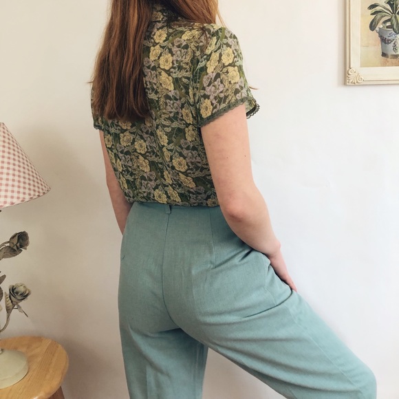 Sheer Vintage Lace Meadow Top - Picture 8 of 8